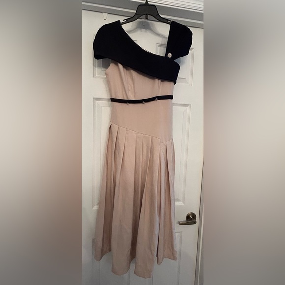 Dolce Viva Collection Dress Size M - Picture 1 of 10